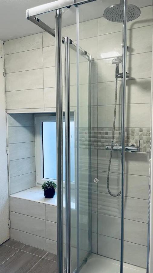 Jolie Appartement 2 Chambres 65M2 Au Centre Ville Fontenay-le-Comte Buitenkant foto