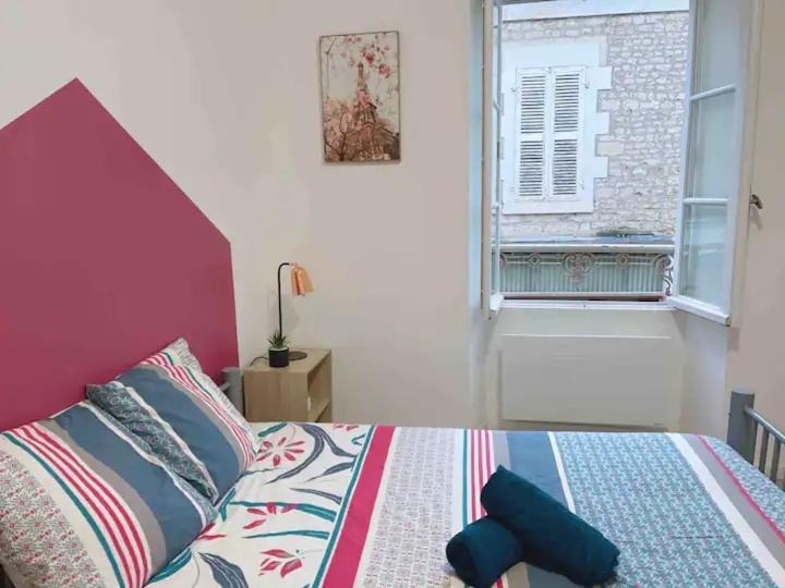 Jolie Appartement 2 Chambres 65M2 Au Centre Ville Fontenay-le-Comte Buitenkant foto